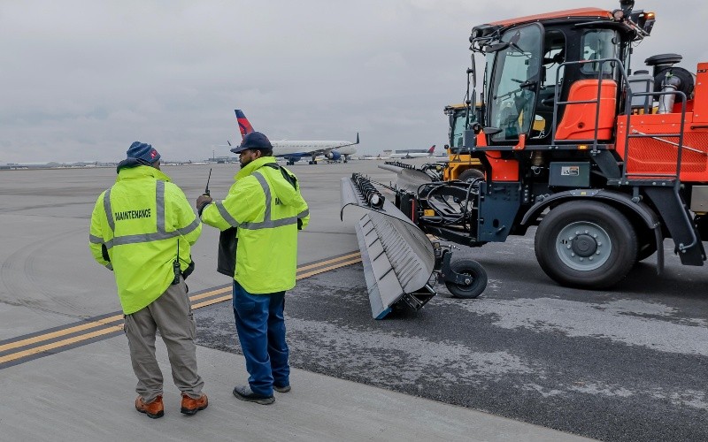 Según los expertos, los inviernos son cada vez más cálidos y cortos debido a la crisis climática. EFE/E. Lesser