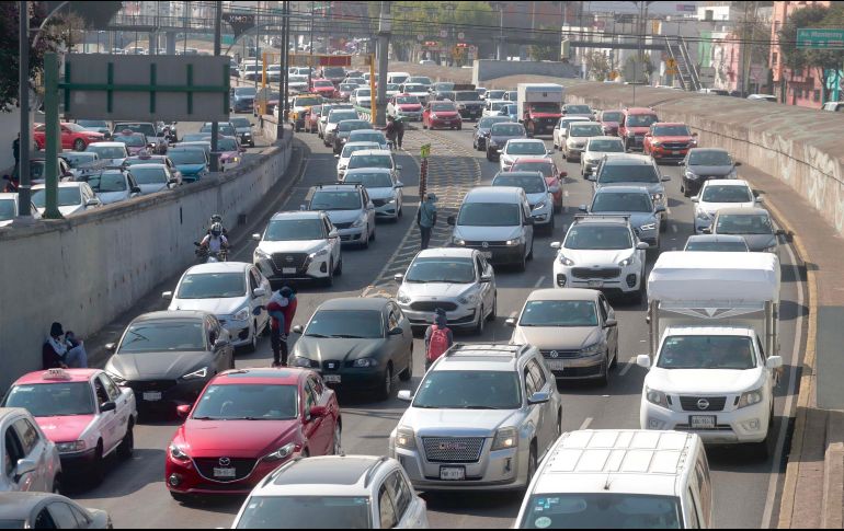 Este subsidio, que cubre el 100 % del impuesto de tenencia, estará disponible del 1 de enero al 31 de marzo de 2026, por lo que quienes deseen aprovecharlo deben tramitarlo dentro de ese periodo. SUN / ARCHIVO