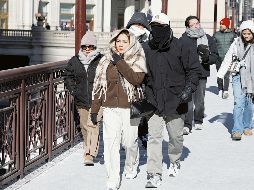 Autoridades han advertido a los ciudadanos evitar las actividades al aire libre. AFP