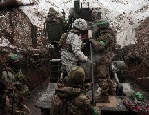 El Ministerio de Defensa ruso informó sobre ataques con misiles de alta precisión y largo alcance, además de drones de asalto contra talleres de fabricación de aparatos no tripulados. EFE