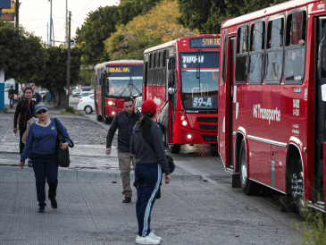 Si quieres conocer la última información en materia de transporte y seguridad vial en el Estado de Jalisco, te recomendamos mantenerte informado a través de las redes sociales de la Secretaría de Transporte. EL INFORMADOR/ ARCHIVO