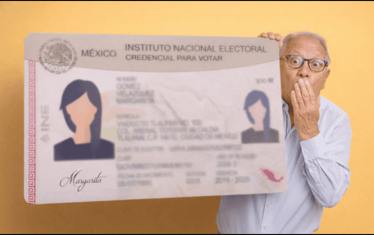 Para realizar la reposición de tu INE, es importante seguir algunos pasos. UNSPLASH / krakenimages