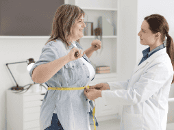 Comprender estos cambios permite adaptar las estrategias de alimentación y actividad física a las necesidades específicas de cada momento de la vida. CANVA