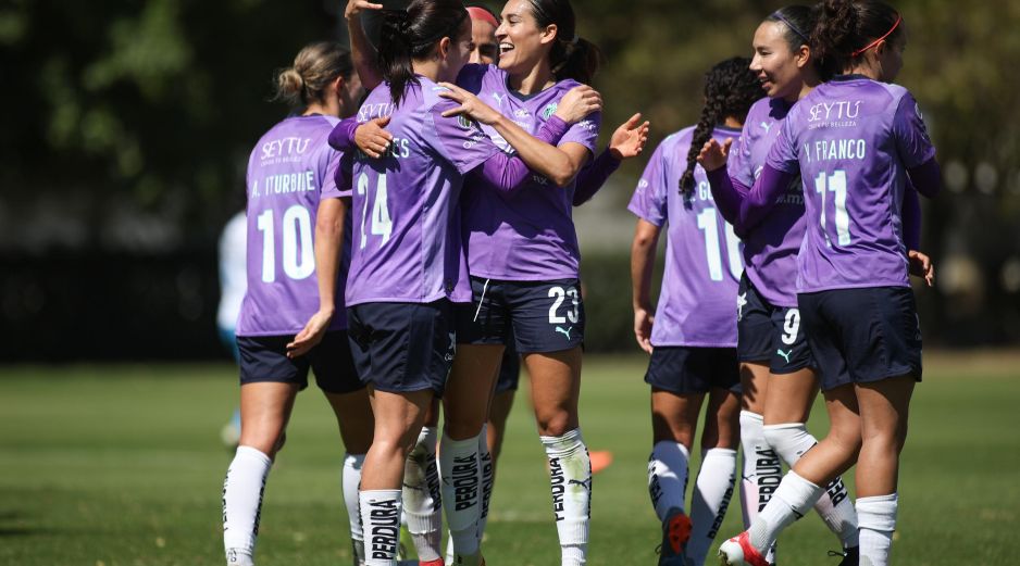 En la segunda parte, Guadalajara completó la voltereta gracias a una jugada colectiva bien elaborada. IMAGO 7