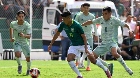 El “Vasco” y su cuerpo técnico mandaron a la cancha a una selección con elementos experimentados que se acercan a un llamado definitivo para participar en la Copa del Mundo. AFP.