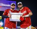 Tirso y Julián Ornelas pasaron de soñar con enfrentarse a convertirse en campeones juntos con Charros de Jalisco, como figuras de una Serie Final inolvidable. CORTESÍA/ CHARROS DE JALISCO.