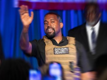 Así pidió disculpas Ye varios meses después de sus polémicos comentarios discriminatorios. AP / ARCHIVO