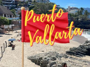Así se encuentran las playas de Puerto Vallarta este lunes 26 de enero de 2026. ESPECIAL / FACEBOOK Protección Civil y Bomberos Puerto Vallarta