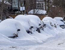Ante el colapso vial que afecta distintos puntos de la ciudad, la Policía de Toronto recomendó a los residentes permanecer en sus hogares. EFE/Julio César Rivas