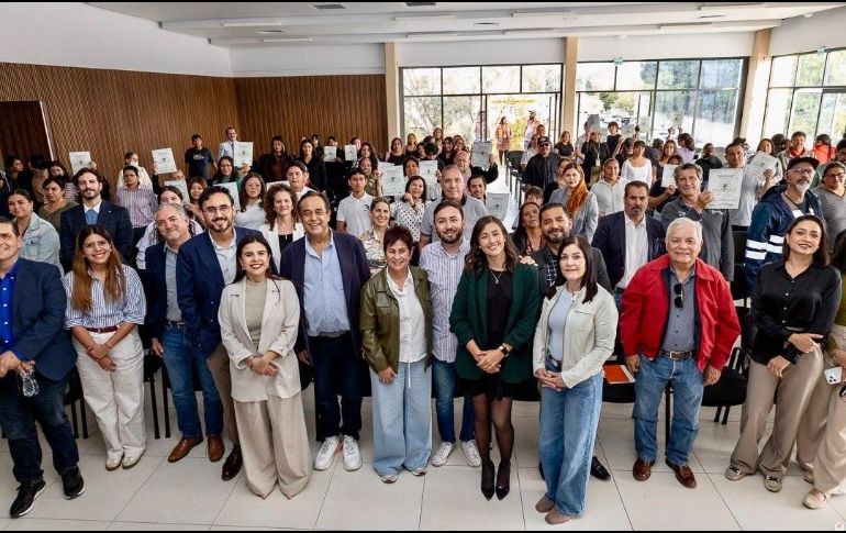 Estas certificaciones forman parte del programa “Aprende, Avanza y Crece Al Estilo Jalisco”, una estrategia gubernamental para fortalecer el capital humano. CORTESÍA.