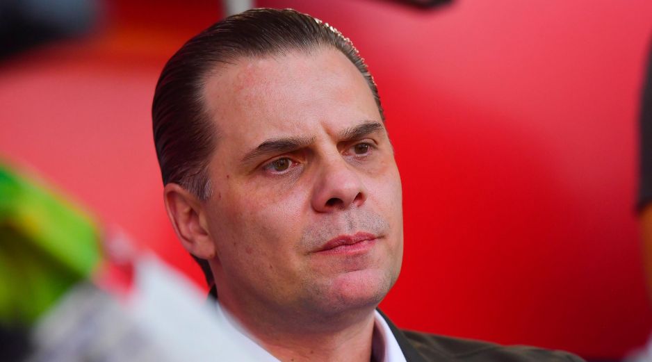 Medrano mencionó que el propio narrador pensó inicialmente que podría sobrellevar la situación con medicamento y cumplir con la transmisión, pero conforme avanzaron las horas su estado de salud se fue complicando. IMAGO7