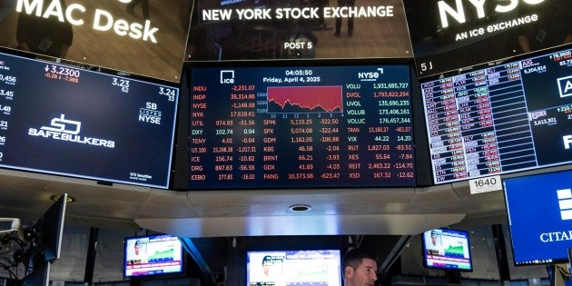 Wall Street cierra en terreno mixto y con la vista puesta en las tecnol&oacute;gicas
