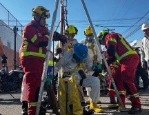 Con apoyo policial y de Protección Civil, el SIAPA inspeccionó el drenaje del AMG. CORTESÍA