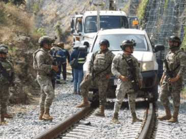 El Tren Interoceánico de pasajeros, puesto en operación en diciembre de 2023, sufrió un descarrilamiento la mañana del 28 de diciembre de 2025. SUN  / ARCHIVO
