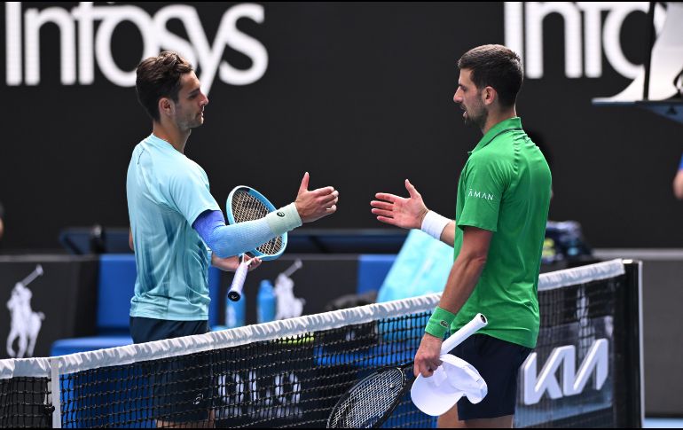 Djokovic continuará su campaña por un título número 11 en Melbourne y un récord de grandes 25 títulos. EFE / J. Carrett