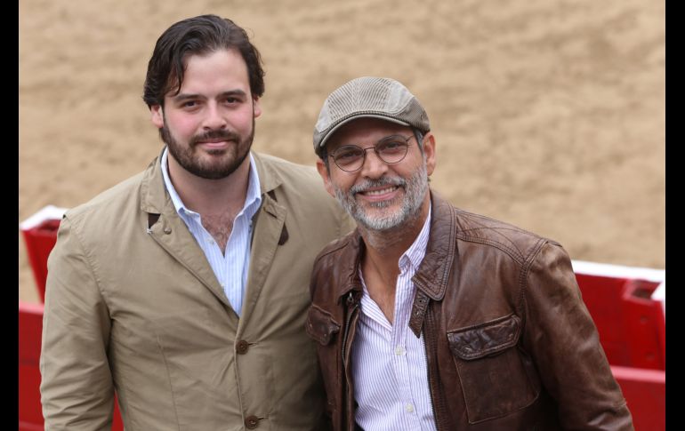 Iñaki Enriquez y Cristóbal García Vivanco. GENTE BIEN JALISCO / 59 aniversario de la Plaza de Toros Nuevo Progreso