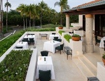 Carolina es un restaurante de lujo estacional mexicano contemporáneo, ubicado dentro The St. Regis Punta Mita Resort. GENTE BIEN JALISCO / Revista del 30 de enero 2026