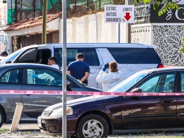 Personas que se encontraban en la zona narraron el pánico que se desató tras el intercambio de disparos a plena luz del día. EL INFORMADOR/A. Navarro