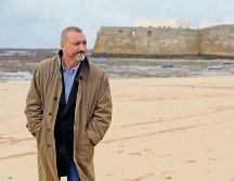 Arturo Pérez-Reverte. El escritor cuestiona las presiones políticas y la falta de garantías para un debate público plural. AFP