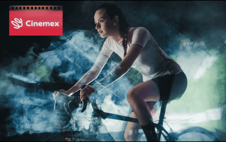 La pantalla gigante y el sistema de audio de alta tecnología serán parte central de sesiones de entrenamiento que prometen una experiencia sensorial distinta a la habitual. ESPECIAL/ Unsplash