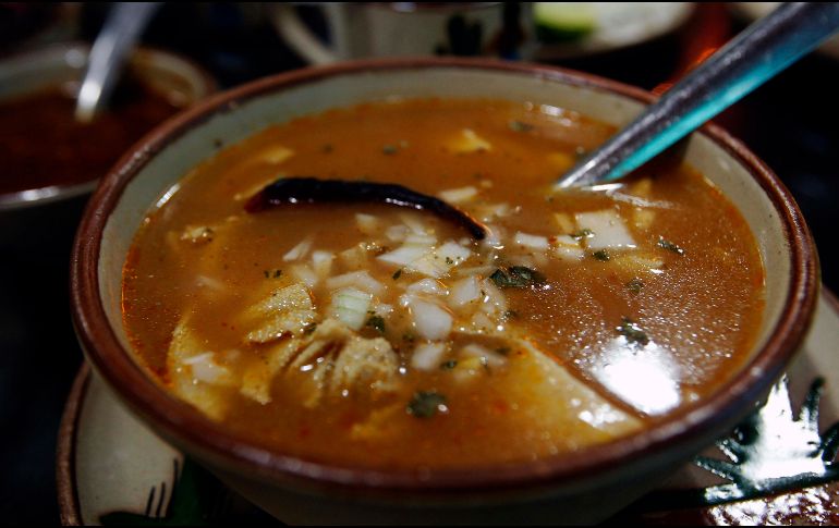 Algunos comensales no solo rechazan el menudo por la textura, sino también por el aroma característico que desprende. ESPECIAL / CANVA