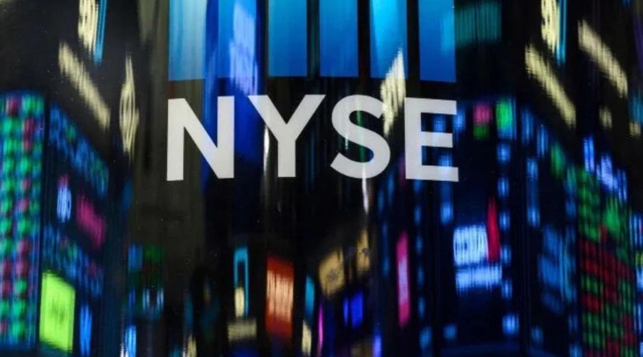 Al cierre del parqué neoyorquino, el Dow Jones perdía 768 puntos, hasta los 46.225; el selectivo S&P 500 restaba un 1.36%, hasta los 6.624 enteros; y el tecnológico Nasdaq bajó un 1.46%, hasta las 22.152 unidades. EFE / ARCHIVO