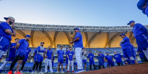 Charros sue&ntilde;an con la corona caribe&ntilde;a