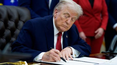 Trump ha sostenido con anterioridad que el Gobierno cubano tiene los días contados desde el ataque de Estados Unidos a Venezuela del pasado 3 de noviembre. EFE/A. SCHWARTZ