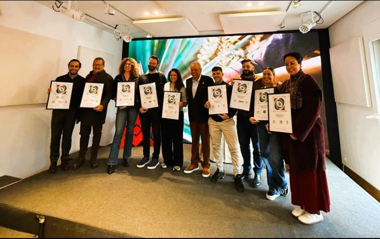 El Consejo Regulador del Tequila (CRT) informó que otorgó a 29 establecimientos en España el Distintivo T por su compromiso con la difusión de la Cultura del Tequila. CORTESÍA