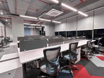 Para quienes descansan sábado y domingo, este ajuste se traduce en tres días consecutivos de descanso. ESPECIAL / CANVA