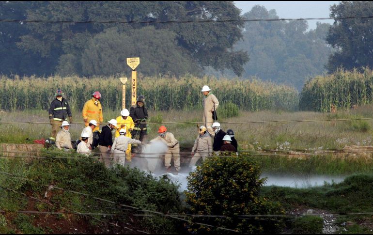 Autoridades federales localizaron y aseguraron 12 tomas clandestinas en poliductos de Pemex en Zapotlanejo, Tototlán y Zapopan. EFE/ARCHIVO