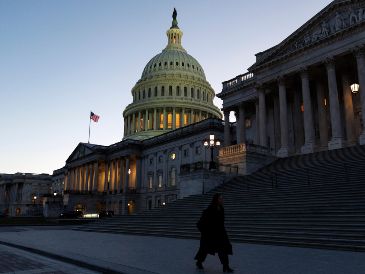 el envío de la ley al presidente Donald Trump para su firma podría evitar un cierre federal. EFE/EPA/W. Oliver