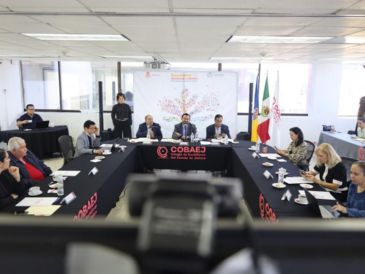 La sesión contó con la participación de diversos actores clave, incluyendo a representantes de los tres niveles de gobierno, así como líderes de los sectores sindical y productivo. CORTESÍA