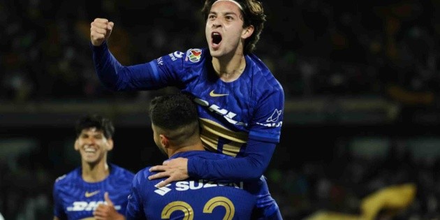 Pumas golea a los Santos