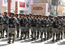 Autoridades realizan recorridos en los distintos puntos irregulares en las márgenes del río Suchiate, frontera natural entre ambos países. EFE