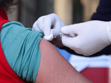 La Secretaría de Salud insta a la población a aplicarse la vacuna para frenar la propagación del sarampión. EL INFORMADOR/ARCHIVO