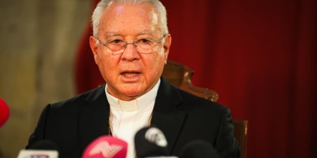 Cardenal de Guadalajara reconoce a legisladores que votaron en contra de reforma sobre infancias trans