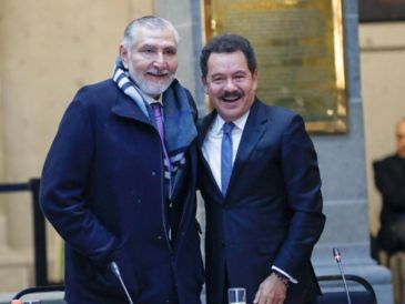 "Nuestro compañero, el senador @adan_augusto, se concentrará en el corazón de nuestro movimiento: la operación territorial a nivel nacional, junto al pueblo, para que siga la transformación", cita el tuit de la cuenta de los senadores de Morena en su despedida. X / @MorenaSenadores