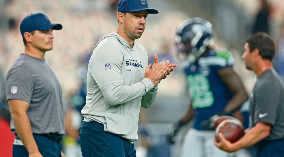 Kubiak coordina a una ofensiva que anotó la tercera mayor cantidad de puntos esta temporada. AFP