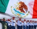 Los jovenes mexicanos ahora tendrán la posibilidad de realizar su Servicio Militar Nacional en México (SMN) en sólo tres meses y no en un año. ESPECIAL / CANVA / Gobierno de México
