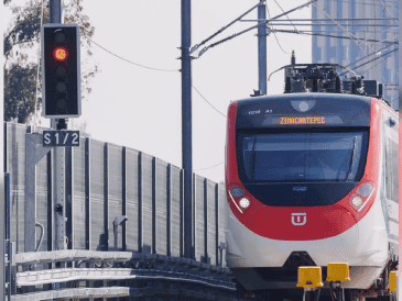 El Insurgente se consolida como una alternativa moderna y sustentable de movilidad entre Toluca y la capital del país, reduciendo tiempos de traslado, conectando zonas metropolitanas estratégicas. INSTAGRAM / @trenelinsurgente