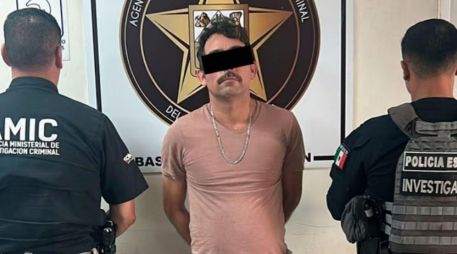 César Daniel “N”, alias “El Peye”, considerado objetivo prioritario por las autoridades y con al menos diez órdenes de aprehensión vigentes por delitos de alto impacto, fue detenido en el municipio de Cajeme. ESPECIAL