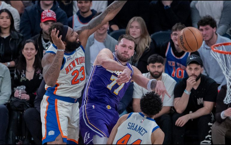 El traspaso conmocionó a todos, desde las leyendas Magic Johnson o Dirk Nowitzki, hasta jugadores actuales como Joel Embiid y Tyrese Halliburton. EFE / ARCHIVO