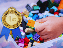 Los expertos recomiendan asignar tareas según la edad y capacidades del niño, comenzando desde pequeños con actividades simples, como recoger juguetes. ESPECIAL / CANVA