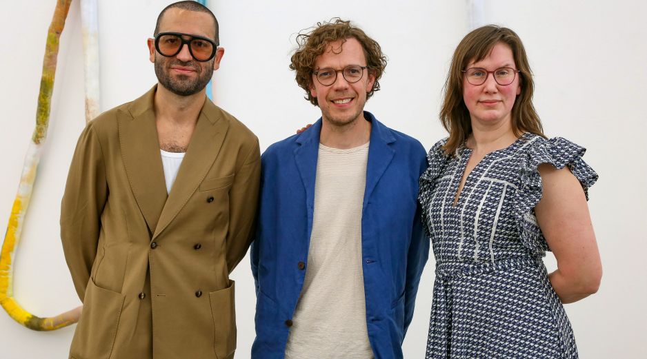 Curro Borrego, Richard T. Walker y Letha Wilson. GENTE BIEN JALISCO / Revista del 6 de febrero 2026