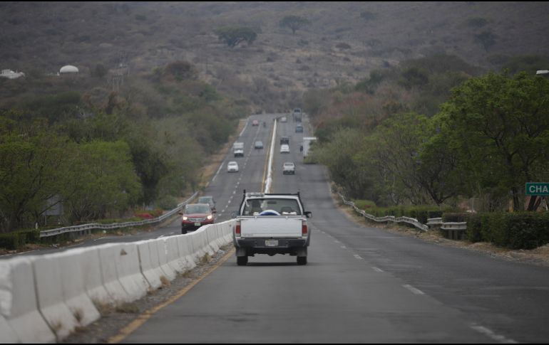 La batea de una pickup es considerada exclusivamente para transportar mercancía, por lo que llevar pasajeros en ese espacio constituye una infracción, independientemente de la distancia del recorrido o de la posición en que viajen los ocupantes. EL INFORMADOR / ARCHIVO