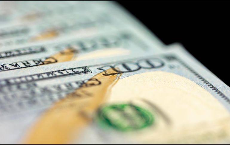 En el balance semanal, la divisa estadounidense muestra una ganancia acumulada de 0,7%. FREEPIK