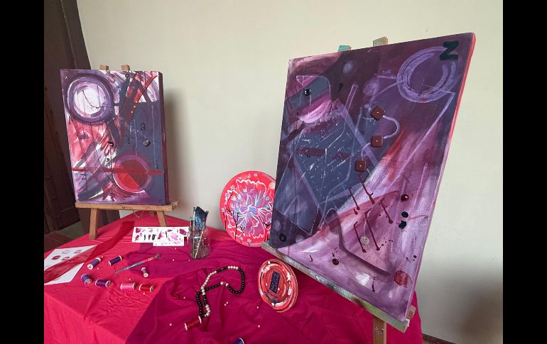 PocaSangre explicó que la muestra propone un hilo conductor que permite transitar por esos momentos. EL INFORMADOR / H. Navarro