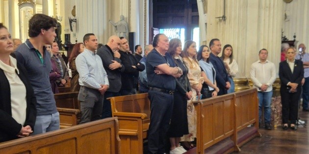 Honran memoria de Don Jes&uacute;s Michel y Do&ntilde;a Elvira Velasco, fundadores de Mazap&aacute;n de la Rosa