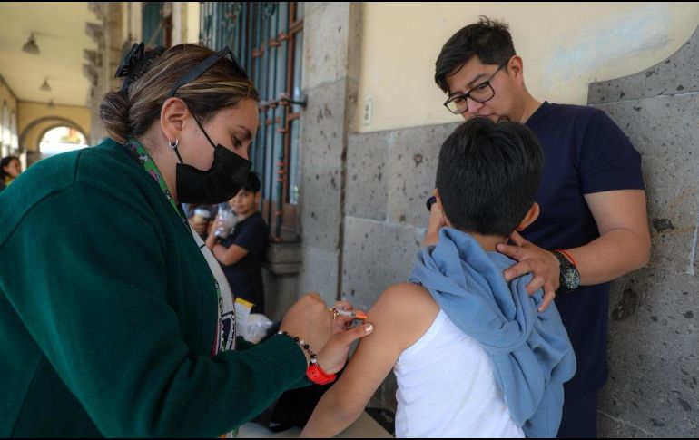 Para contener la propagación, la Secretaría de Salud de Jalisco ha reforzado la campaña de vacunación contra el sarampión. EL INFORMADOR/ A. NAVARRO.